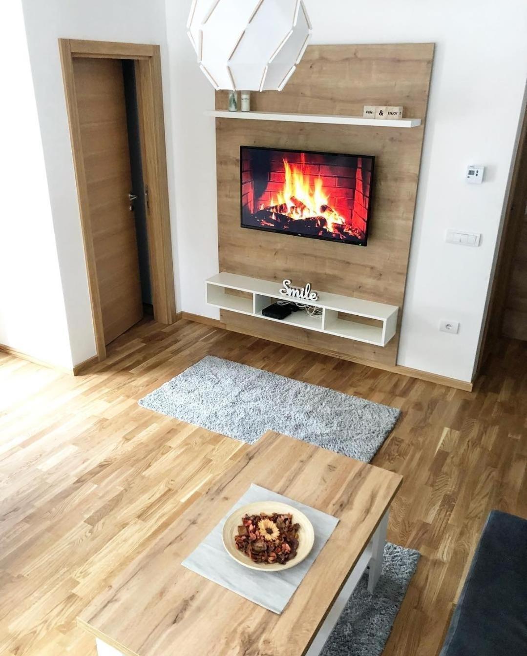 Apartment Petica *